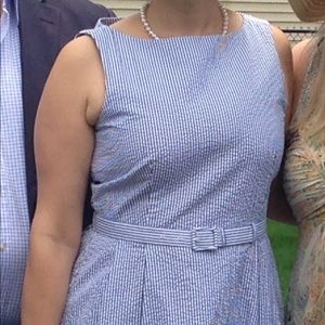 LL Bean Signature SeerSucker Belted Dress with pockets.